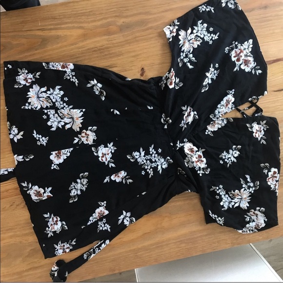 Faithfull The Brand Eze Wrap Dress - Picture 4 of 6